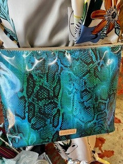 Downtown Crossbody, Cade